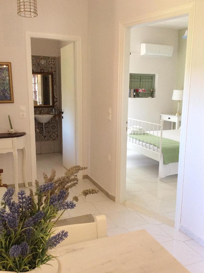 Kefalonia Apartments - Marias Studios - 2 Bedroom Apartment In Orchard, Spartia Ngoại thất bức ảnh