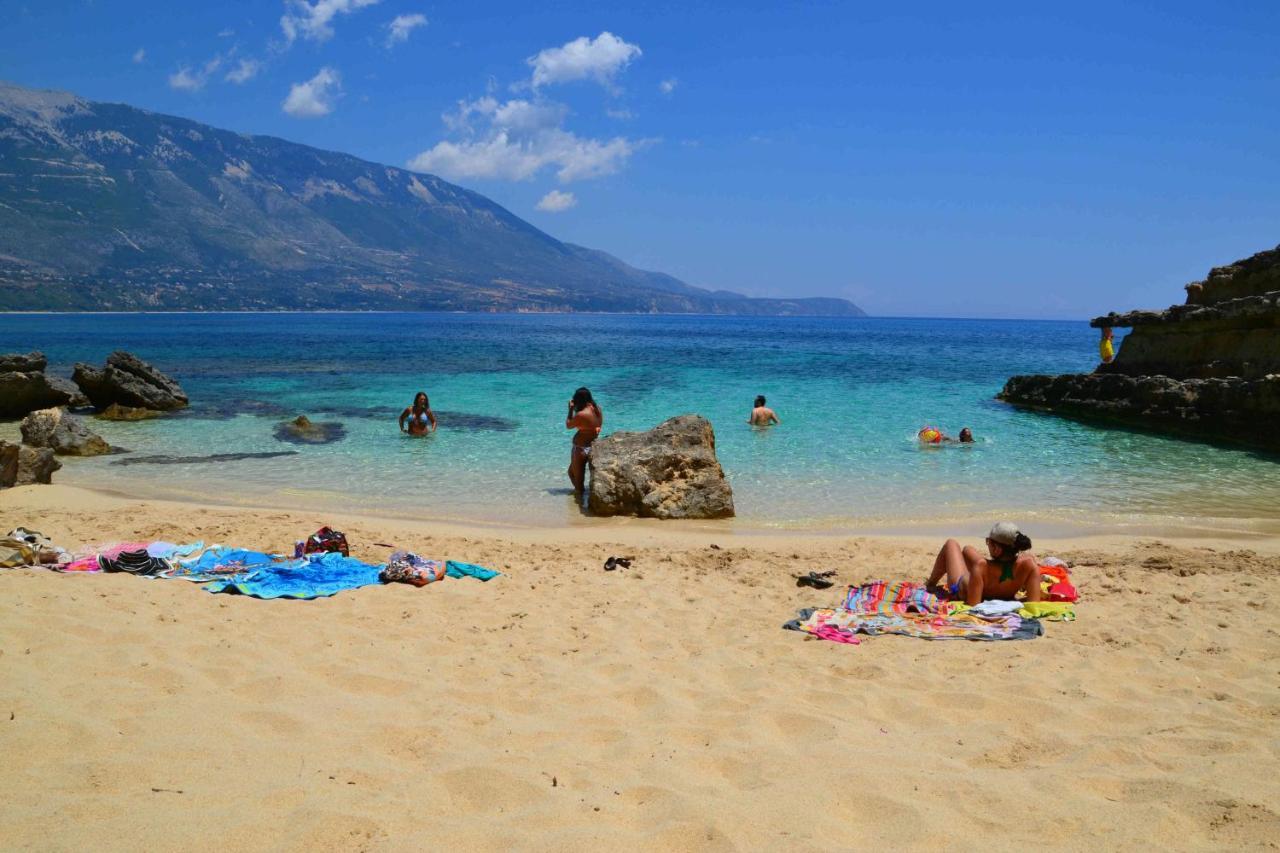 Kefalonia Apartments - Marias Studios - 2 Bedroom Apartment In Orchard, Spartia Ngoại thất bức ảnh